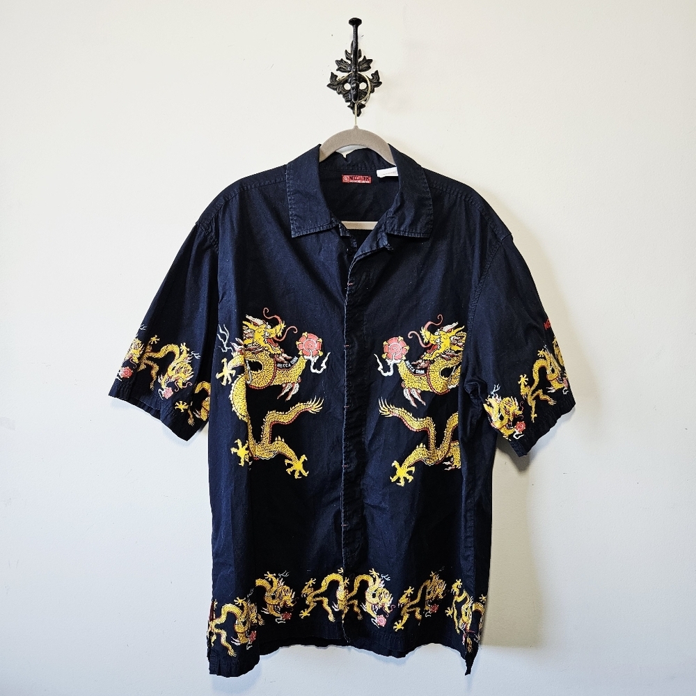 Vintage Y2K Mecca Dragon Button Up Shirt Size XL Streetwear